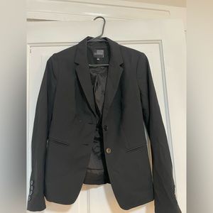 The limited black collection blazer size 0